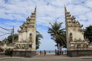 gate kuta beach bali