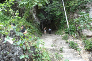 walking down padang padang beach bali